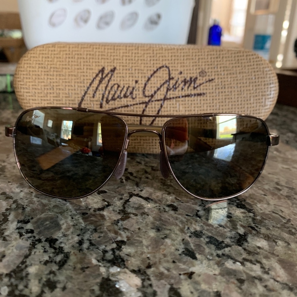 Maui Jim Sunglasses w/ Protective Case